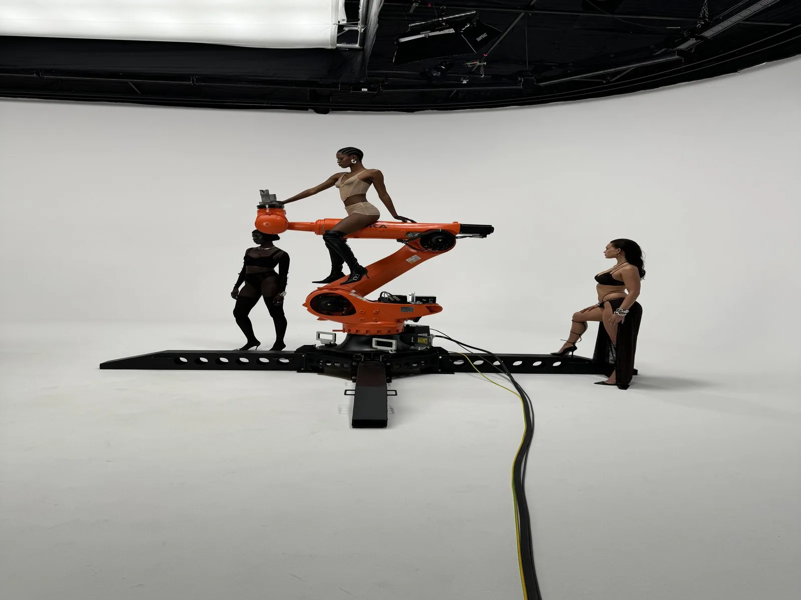 Robotics & RoboCam for a lingerie campaign
