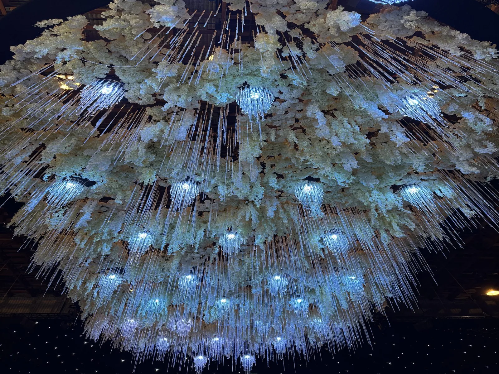 Kinetic chandeliers