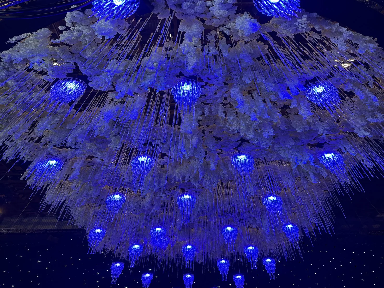 Kinetic chandeliers