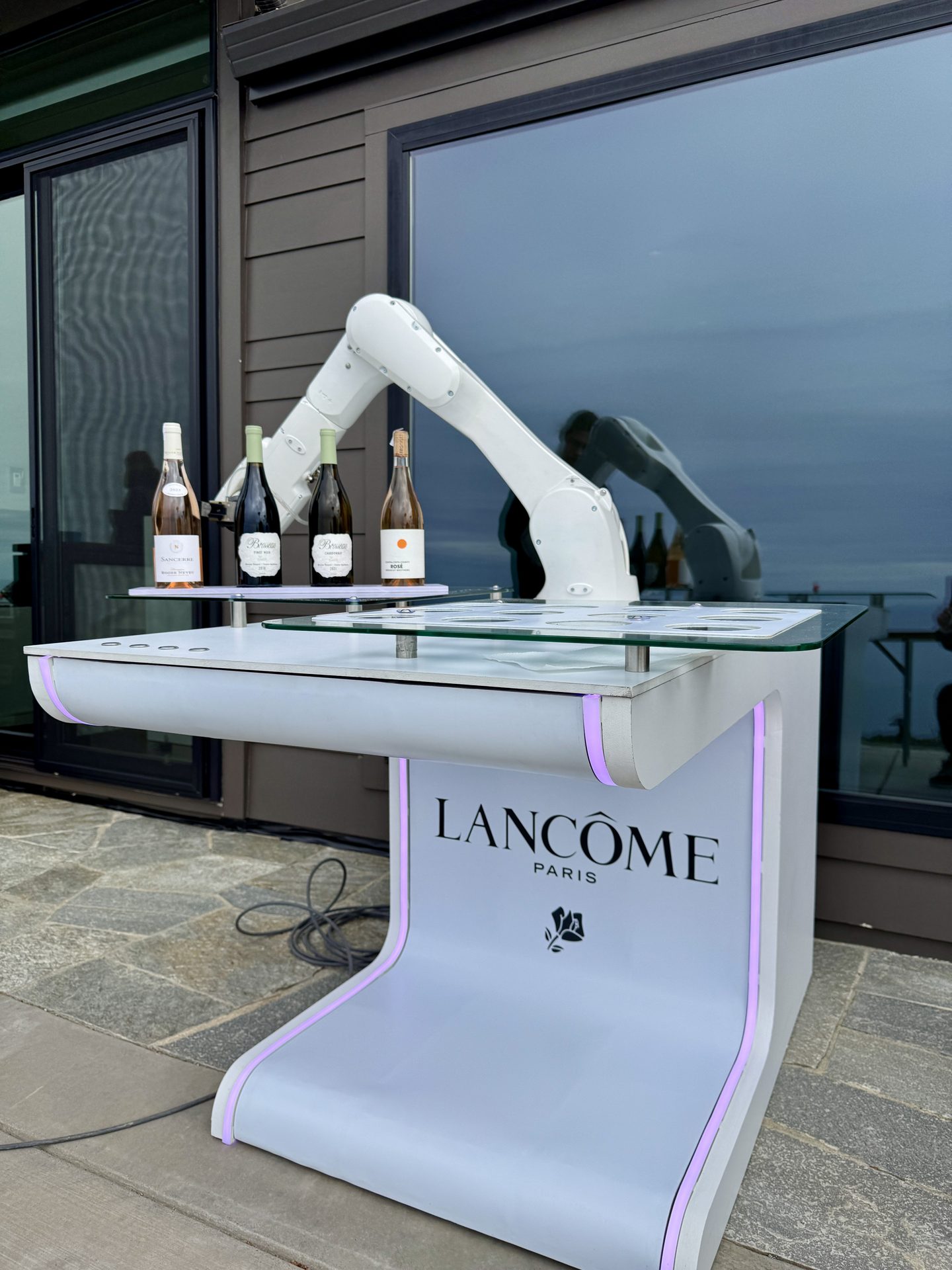 RoboBar Experience — Lancôme Big Sur